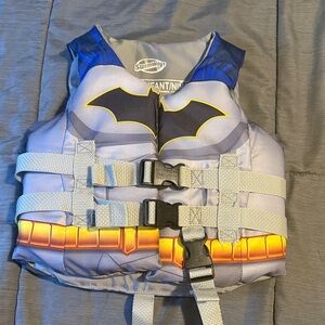 Kids Batman Life Vest  33-55lbs